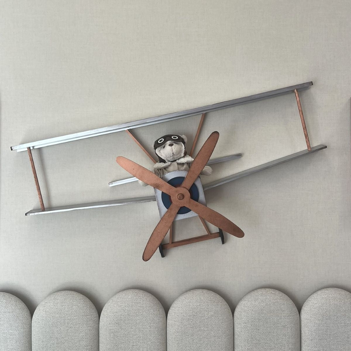 Enfeite Decorativo de Parede Avião Volta ao Mundo 87x18x45
