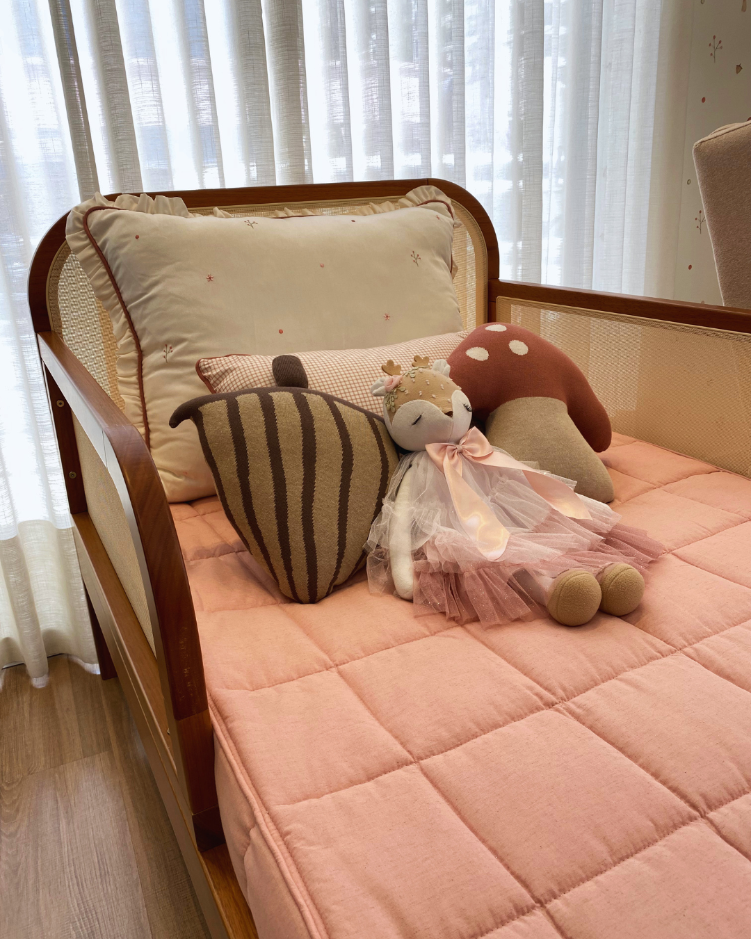 Quarto Cogumelos Rose