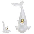 Escultura decorativa baleia e menina – Branco Dourado
