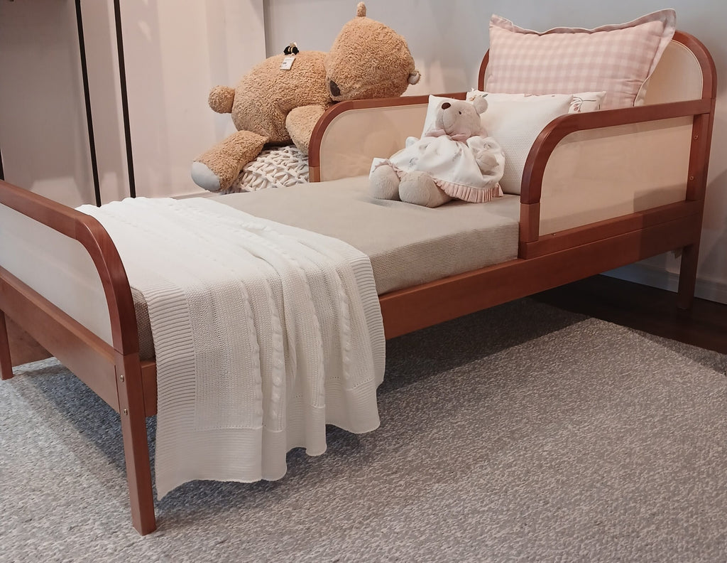Cama de Solteiro Infantil Taline Madeira Jequitibá