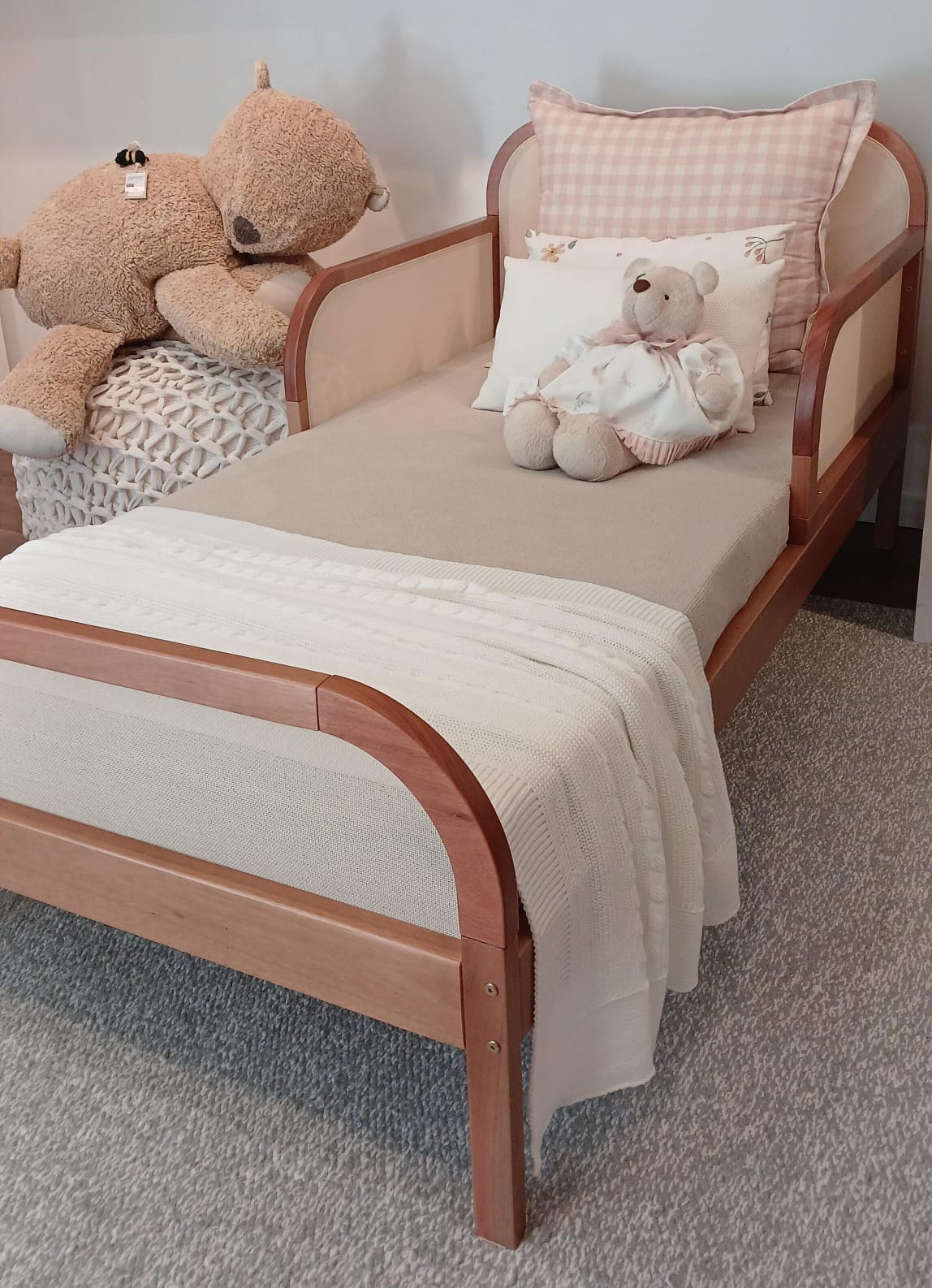Cama de Solteiro Infantil Taline Madeira Jequitibá