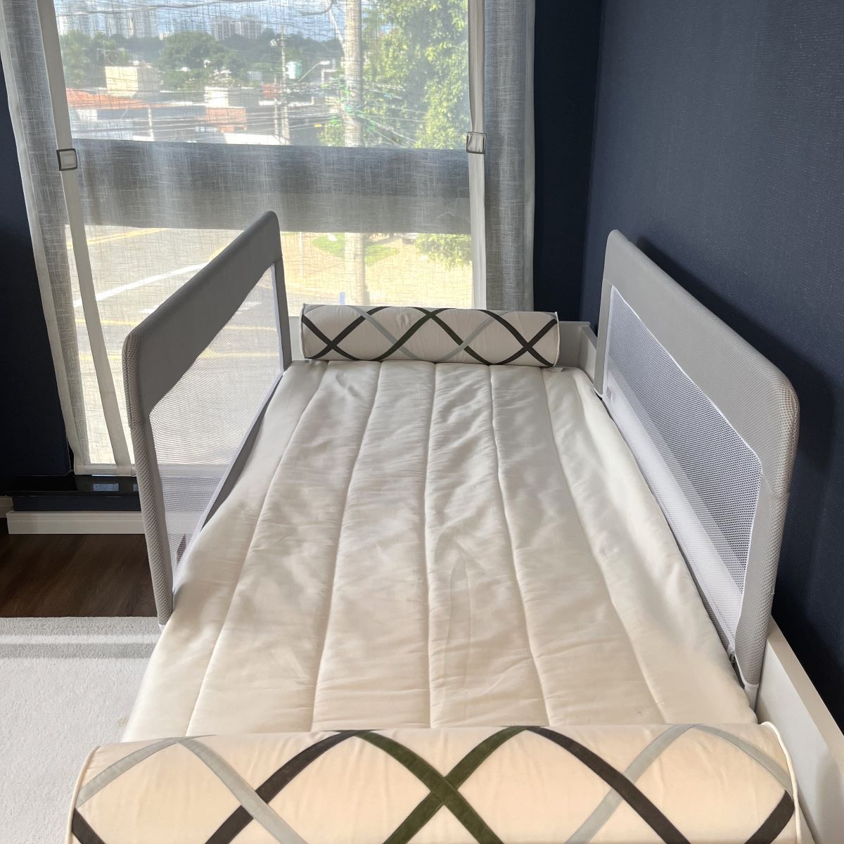 Grade de Proteção para Camas Premium 121cm x 60cm - Cor:Cinza